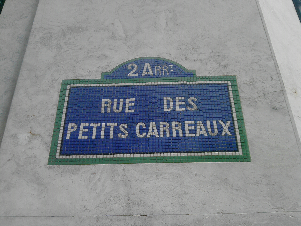 /Files/2014/rue_petits_carreaux.jpg